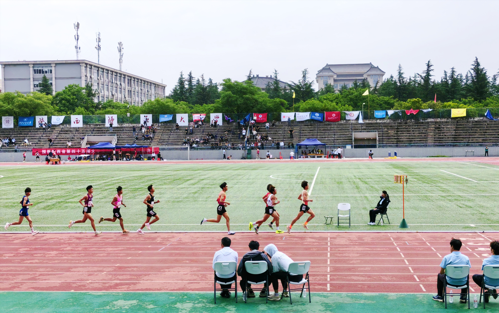 热烈祝贺我校学子在陕西省第四十五届大学生田径运动会中取得佳绩